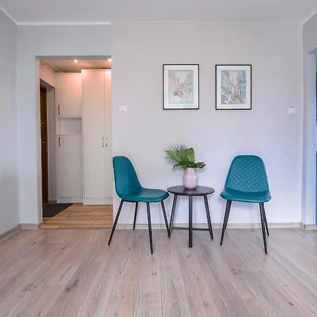 Citystay Partyzantow Apartment *