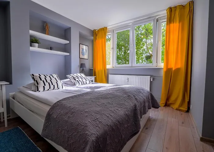 Citystay Partyzantow Apartment